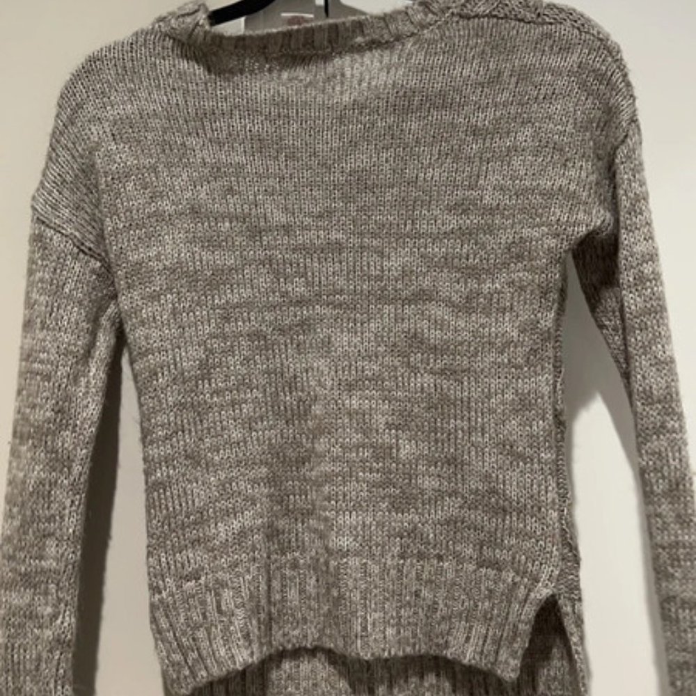 Sweater - Picture 3 of 3